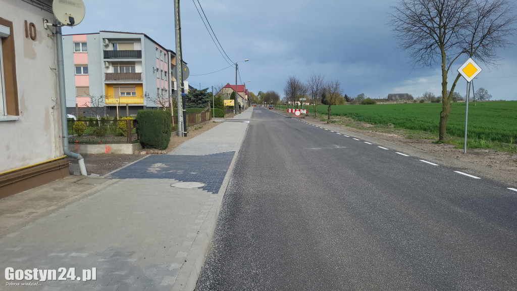 Remont ul. Drzęczewskiej i drogi w Drzęczewie Drugim