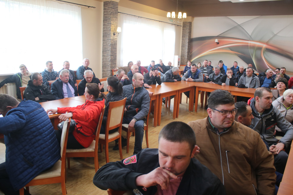 Spotkanie rolników z wiceprezesem Spółdzielni Mleczarskiej