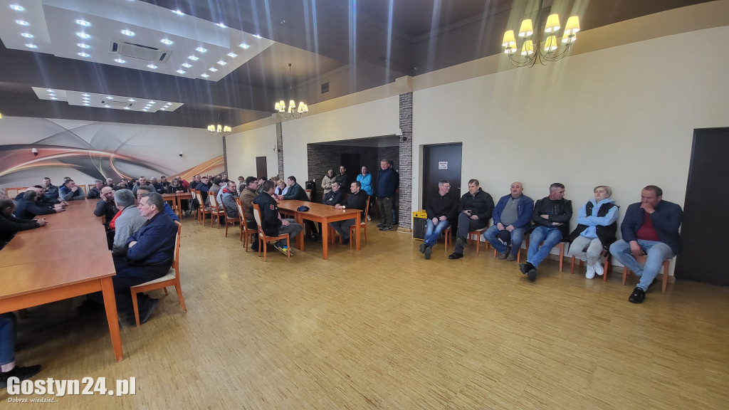 Spotkanie rolników z wiceprezesem Spółdzielni Mleczarskiej