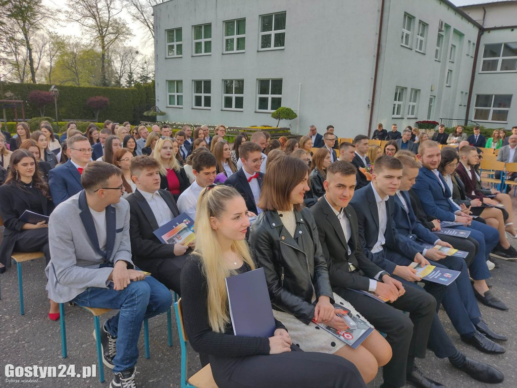 Zakończenie roku maturzystów ZSOiZ w Krobi