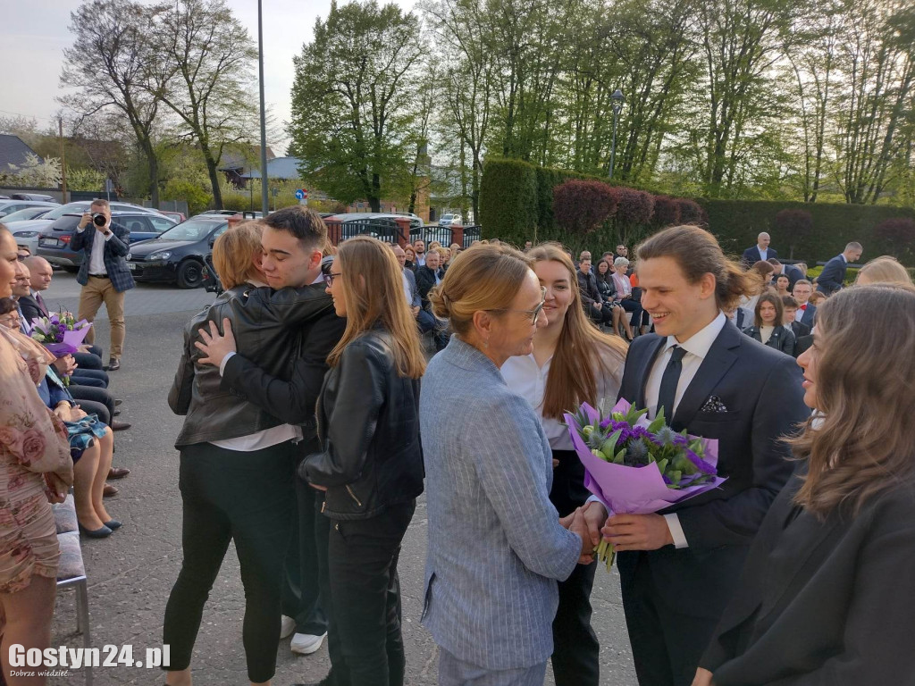 Zakończenie roku maturzystów ZSOiZ w Krobi