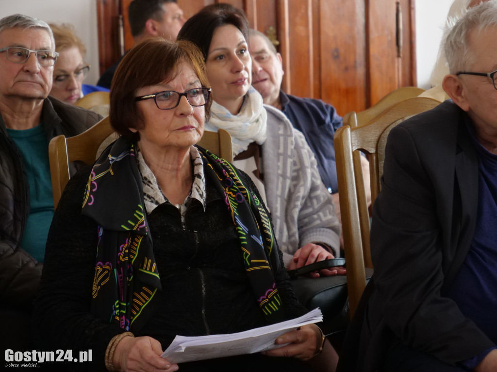 Protest mieszkańców na sesji Rady Miejskiej Gostynia