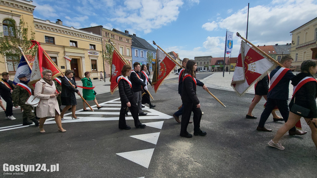 Obchody Konstytucji 3-go Maja na rynku w Krobi