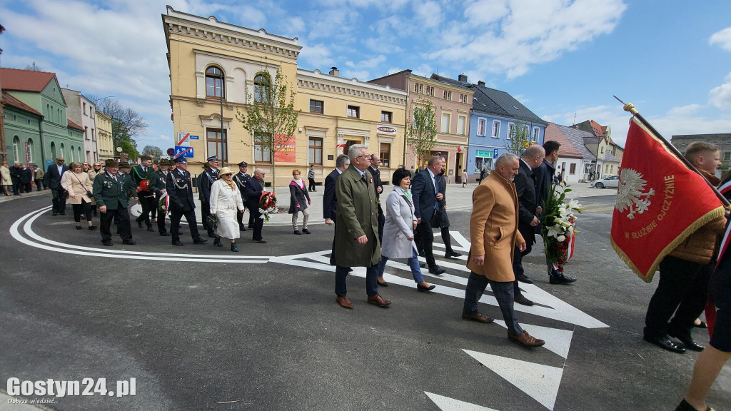 Obchody Konstytucji 3-go Maja na rynku w Krobi