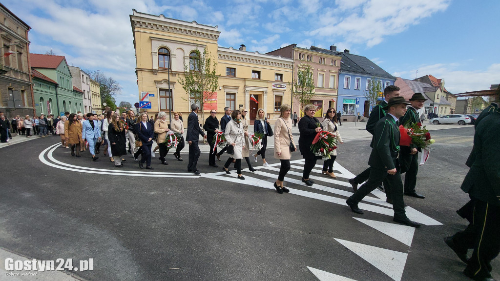 Obchody Konstytucji 3-go Maja na rynku w Krobi