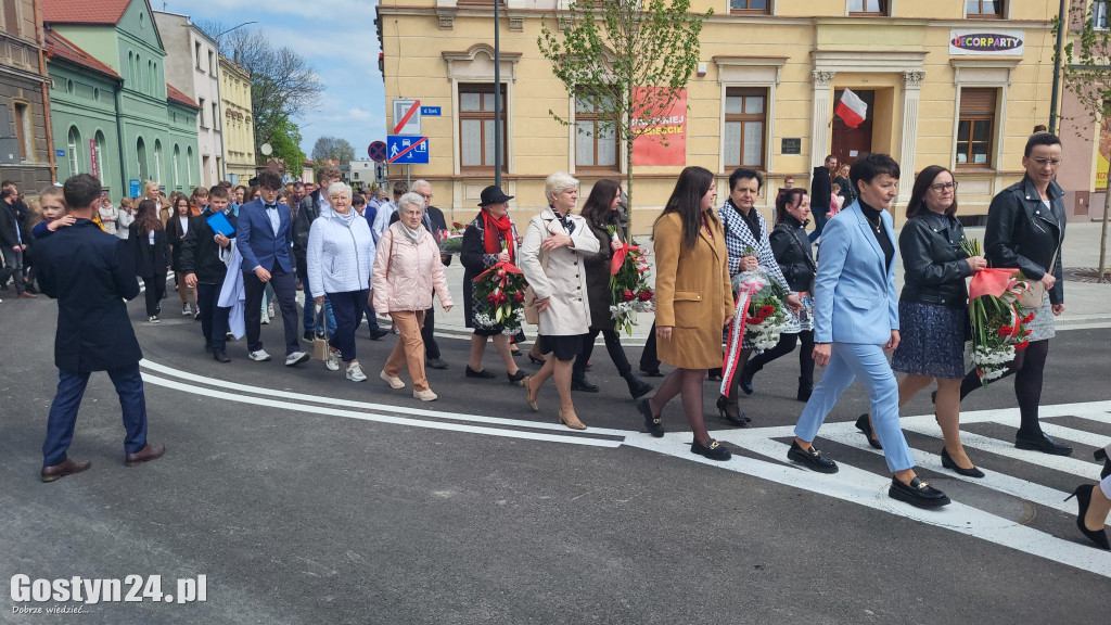 Obchody Konstytucji 3-go Maja na rynku w Krobi