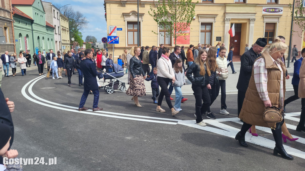 Obchody Konstytucji 3-go Maja na rynku w Krobi
