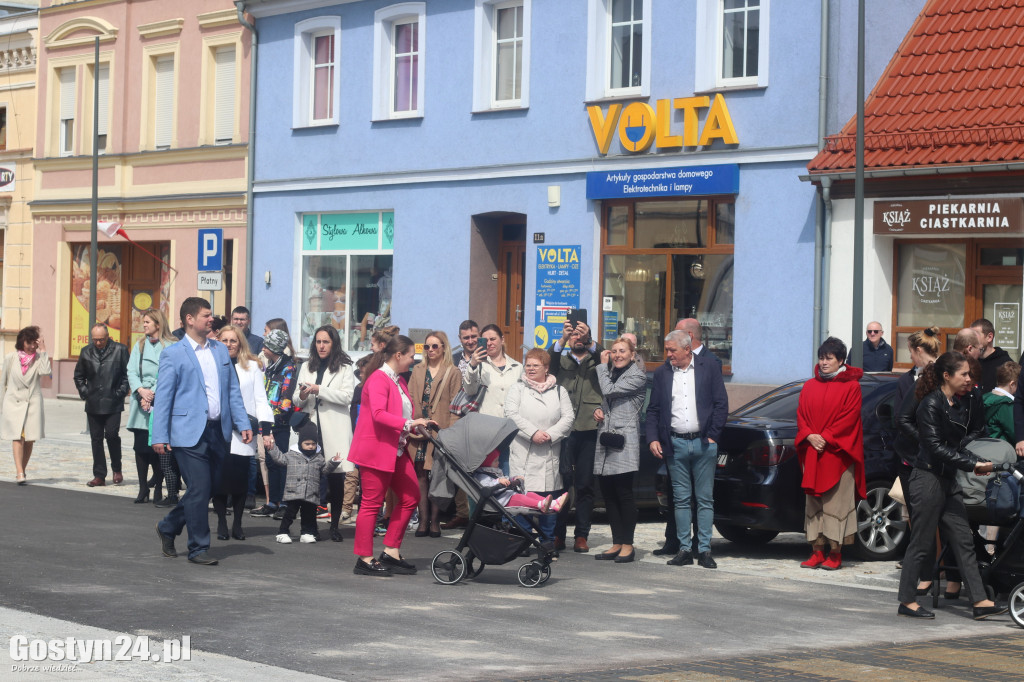 Obchody Konstytucji 3-go Maja na rynku w Krobi