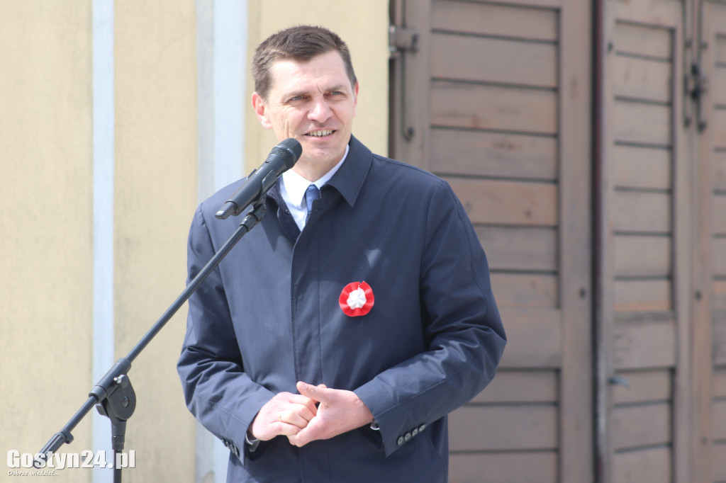 Obchody Konstytucji 3-go Maja na rynku w Krobi