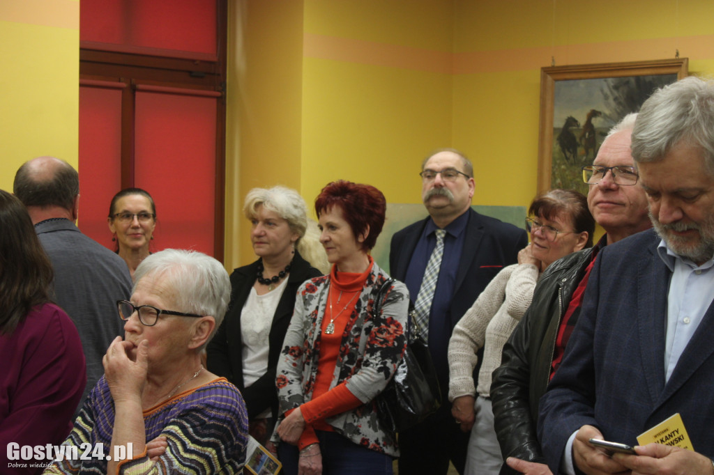 Wystawa prac Jana Kantego Dąbrowskiego w gostyńskim muzeum