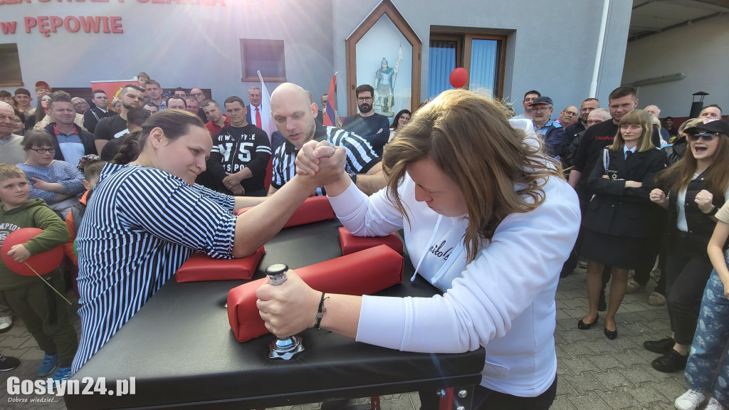 I Mistrzostwa Gminy Pępowo w Siłowaniu na Rękę