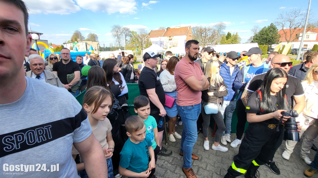 I Mistrzostwa Gminy Pępowo w Siłowaniu na Rękę