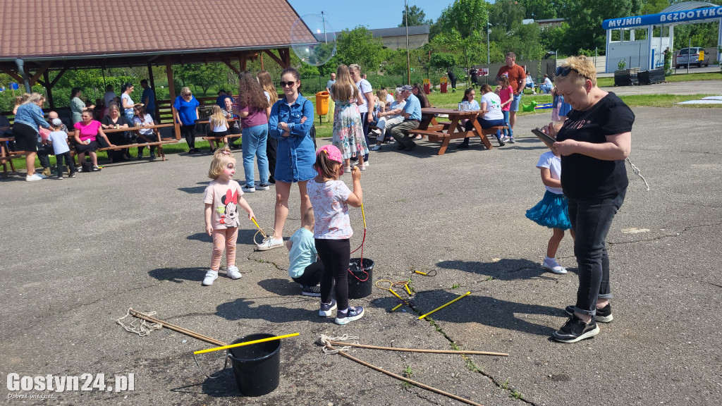 Piknik Rodziny w stanicy w Goli