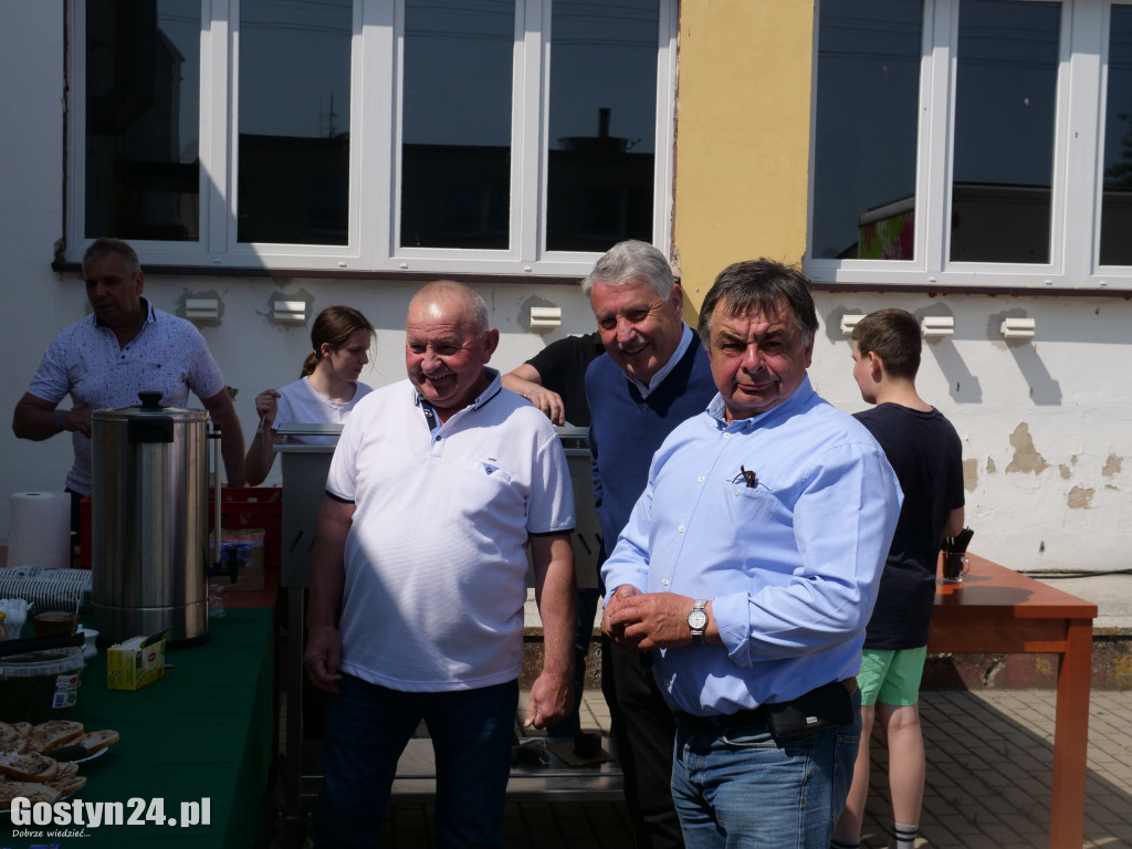 Festyn rodzinny z okazji Dnia Dziecka w Brzeziu
