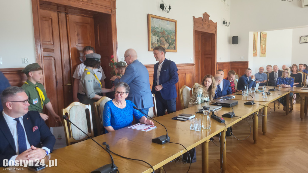 Odznaczenia kombatanckie dla burmistrza i radnych