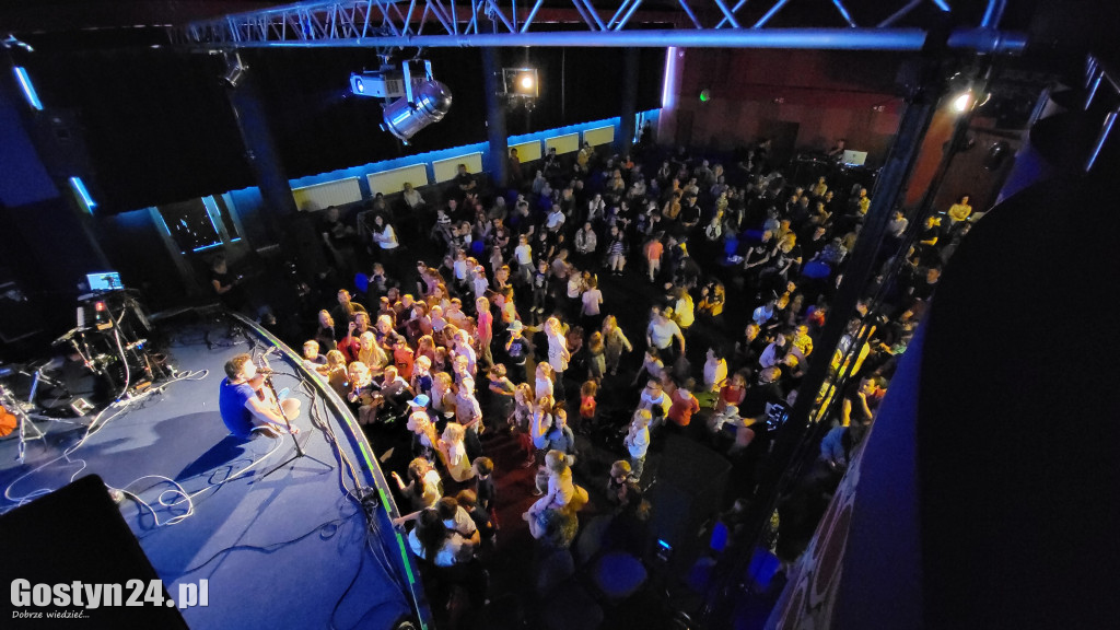 Koncert CeZika w gostyńskim Hutniku
