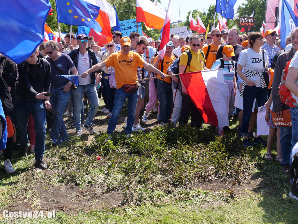Gostynianie na Marszu Wolności