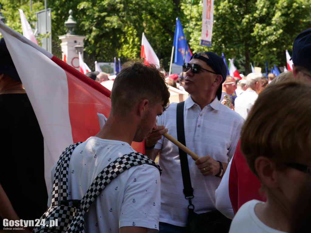 Gostynianie na Marszu Wolności