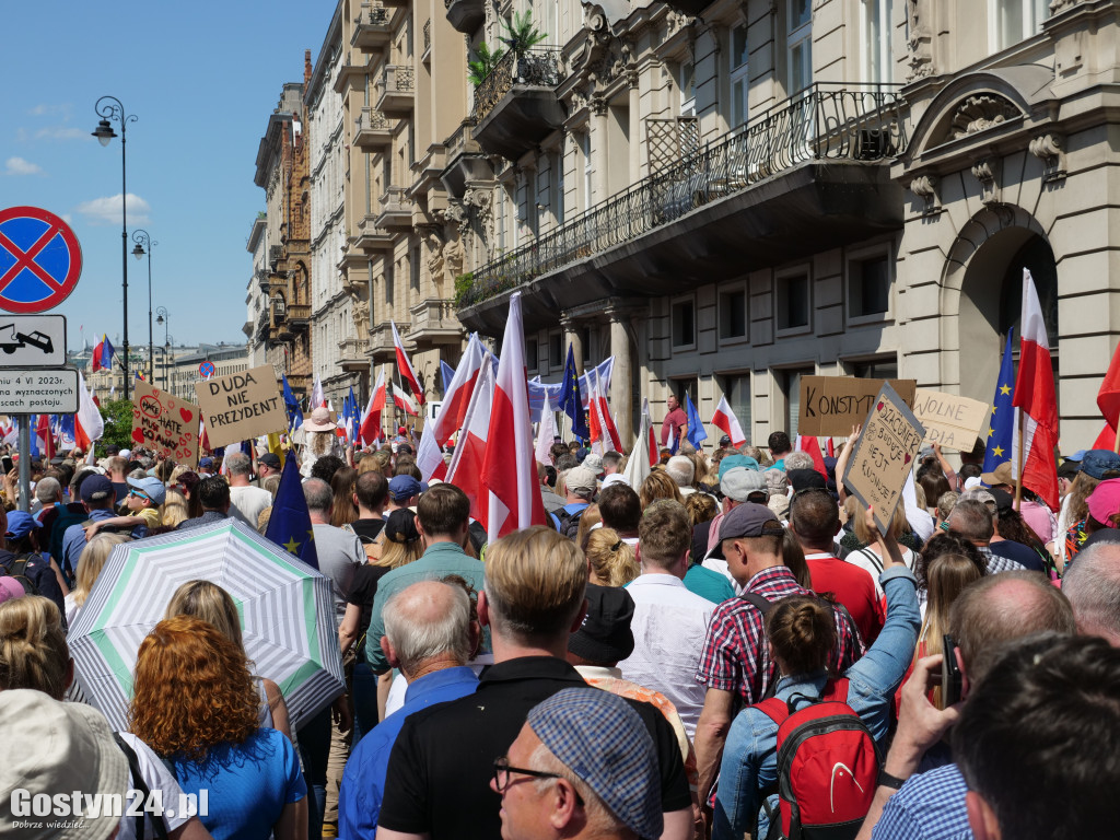 Gostynianie na Marszu Wolności