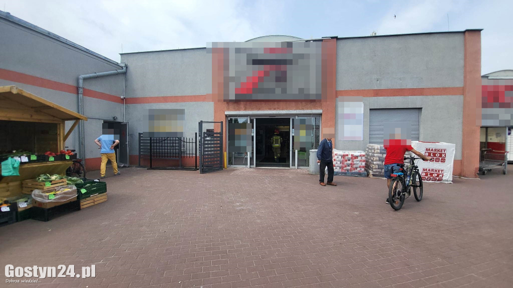 Pożar w markecie budowlanym w Gostyniu