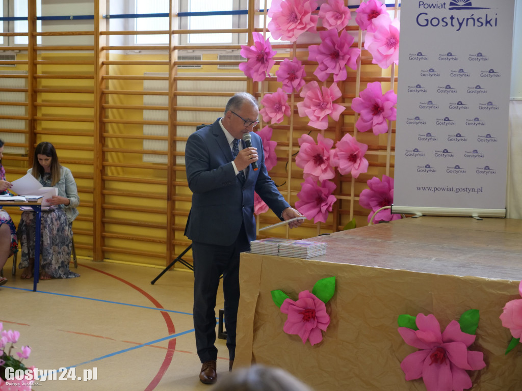 Konkurs recytatorski im. W. Szymborskiej w Skoraszewicach