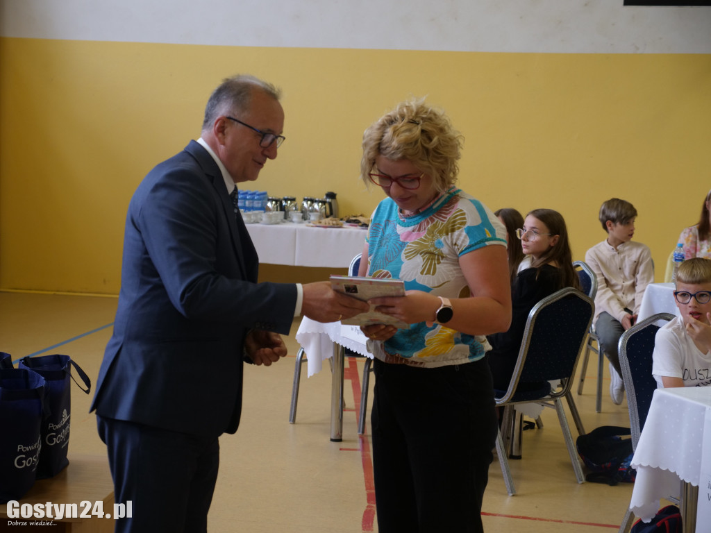 Konkurs recytatorski im. W. Szymborskiej w Skoraszewicach