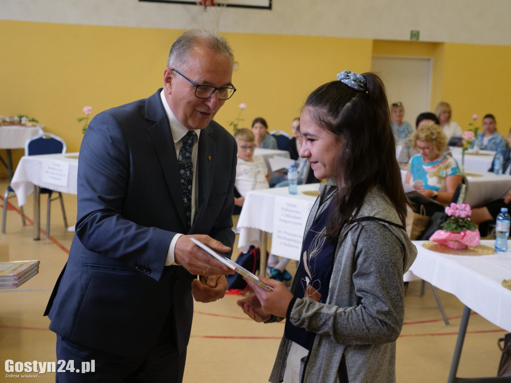 Konkurs recytatorski im. W. Szymborskiej w Skoraszewicach