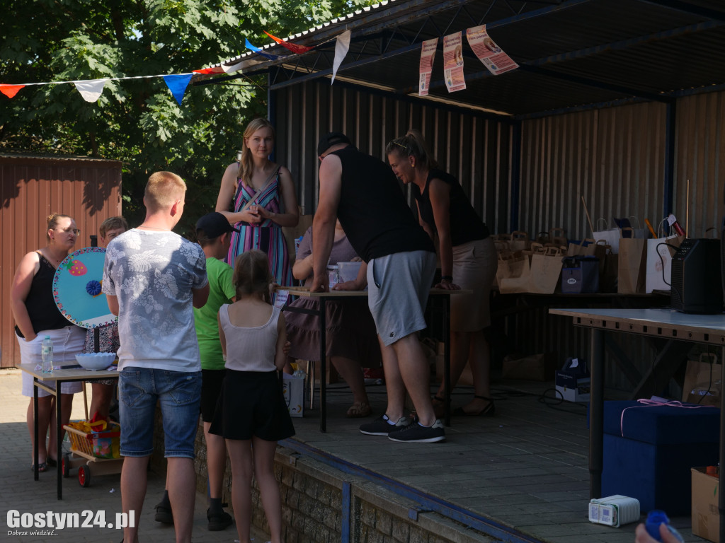 Festyn i charytatywna zbiórka w Michałowie