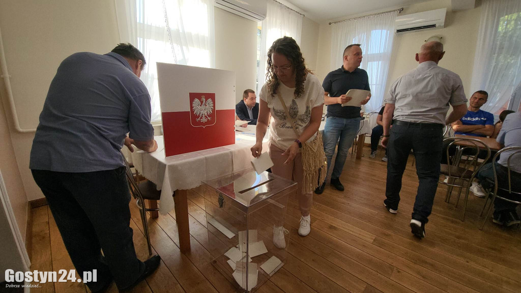 Wybory nowego sołtysa w Ziółkowie i podziękowania dla ustępującej włodarz wsi