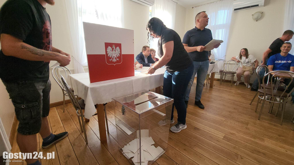 Wybory nowego sołtysa w Ziółkowie i podziękowania dla ustępującej włodarz wsi