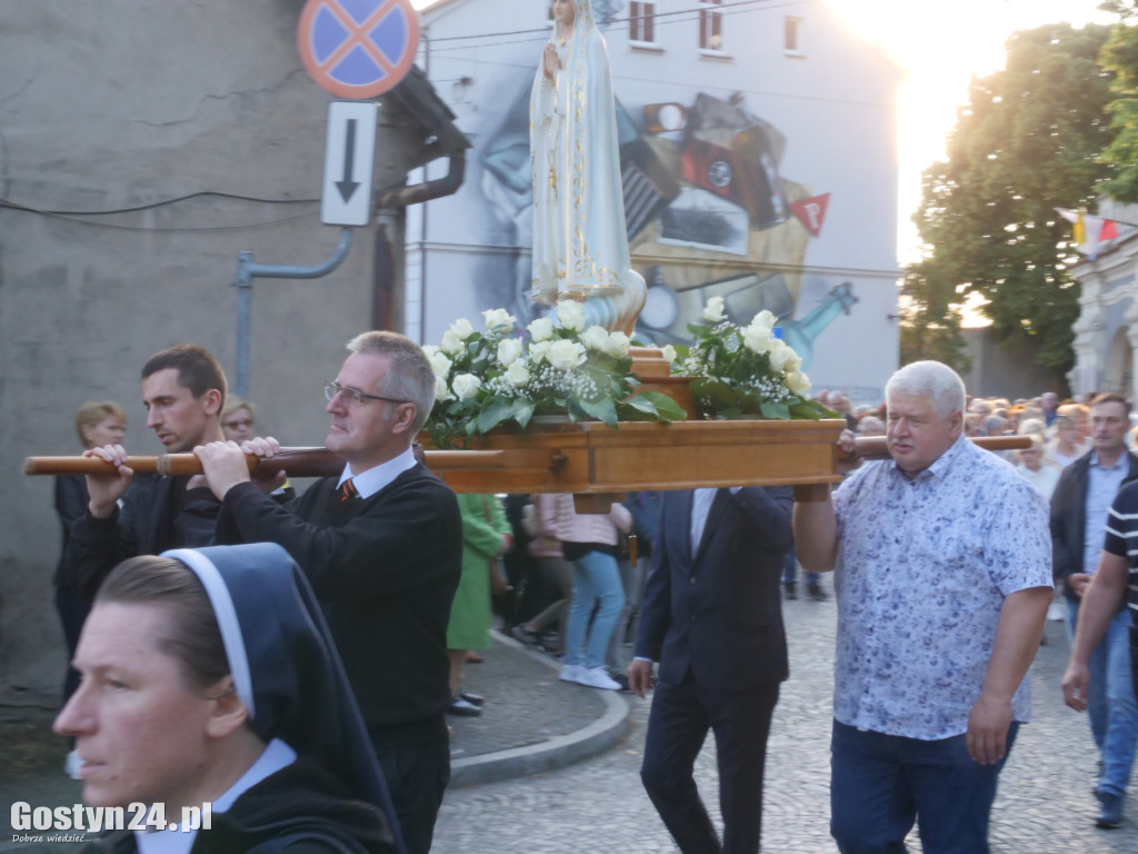 Procesja fatimska ulicami Gostynia