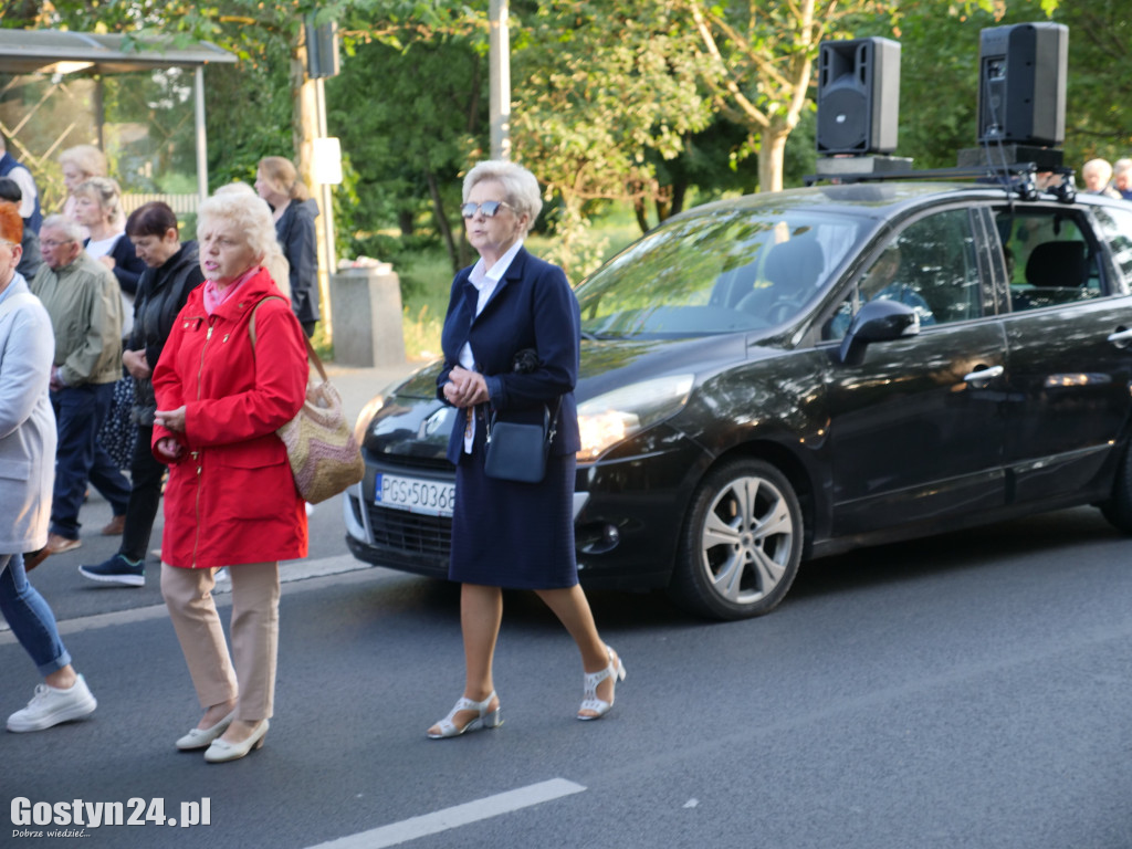 Procesja fatimska ulicami Gostynia