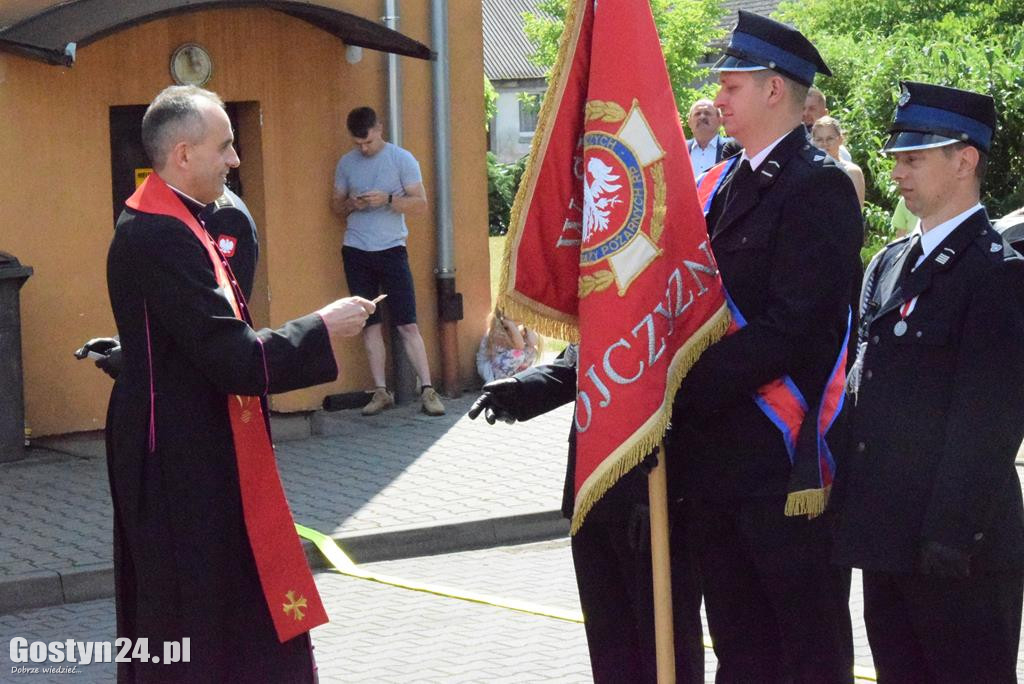 Przekazanie samochodów OSP Pogorzela i OSP Kromolice