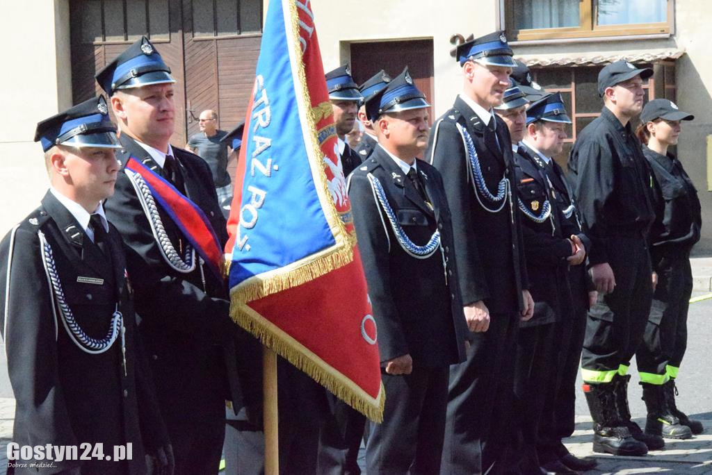 Przekazanie samochodów OSP Pogorzela i OSP Kromolice