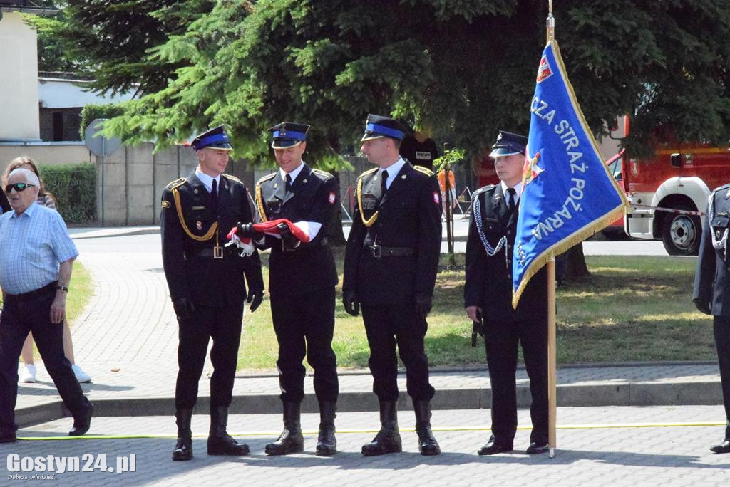 Przekazanie samochodów OSP Pogorzela i OSP Kromolice