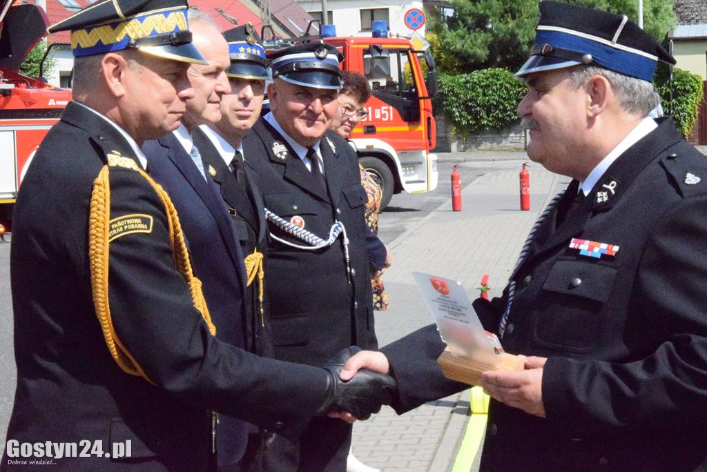 Przekazanie samochodów OSP Pogorzela i OSP Kromolice
