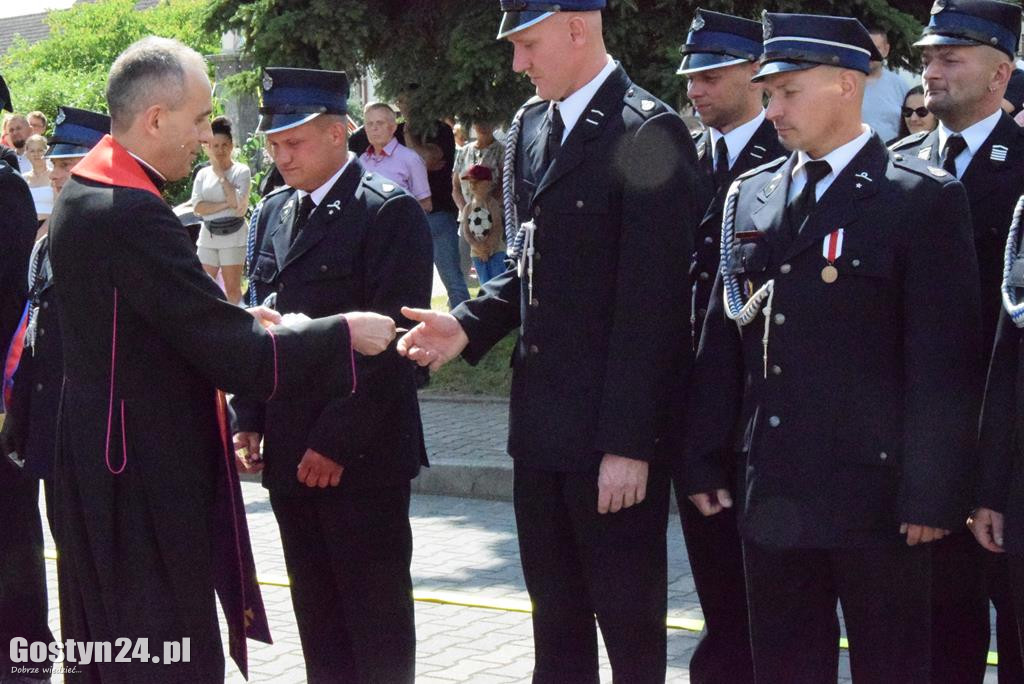 Przekazanie samochodów OSP Pogorzela i OSP Kromolice