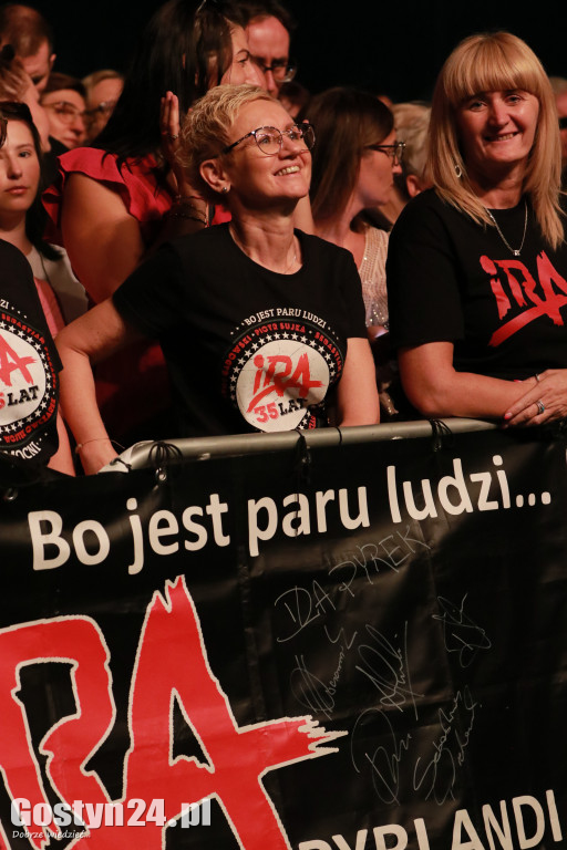 Koncerty zespołów Feel i IRA w Poniecu