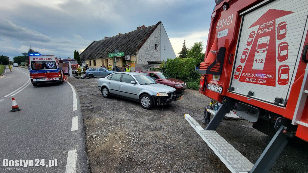 Zderzenie trzech samochodów w Godurowie