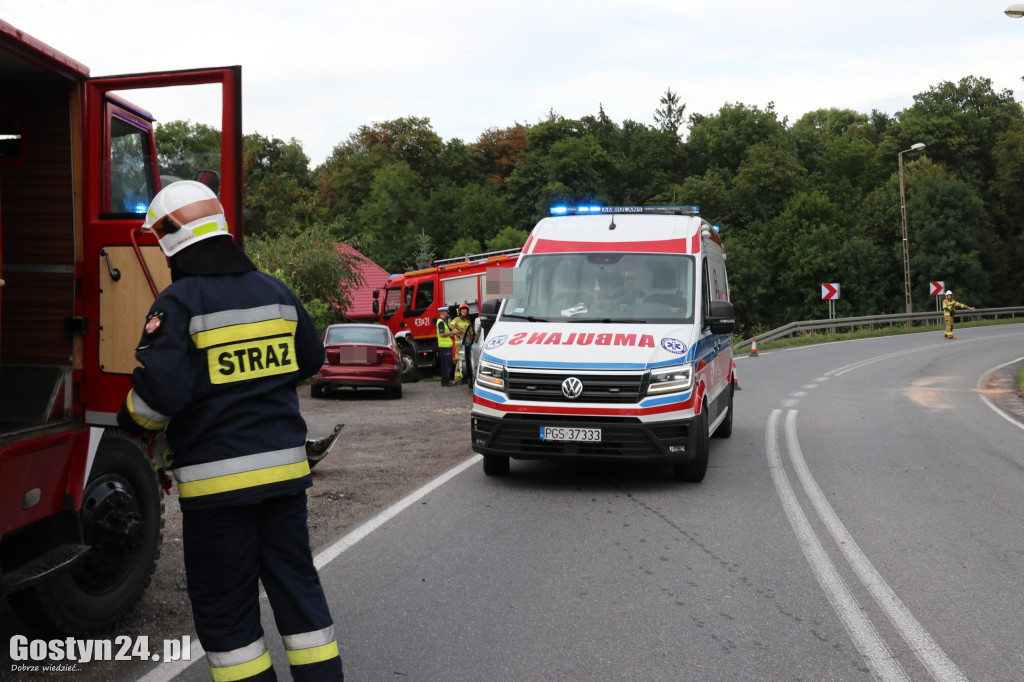 Zderzenie trzech samochodów w Godurowie