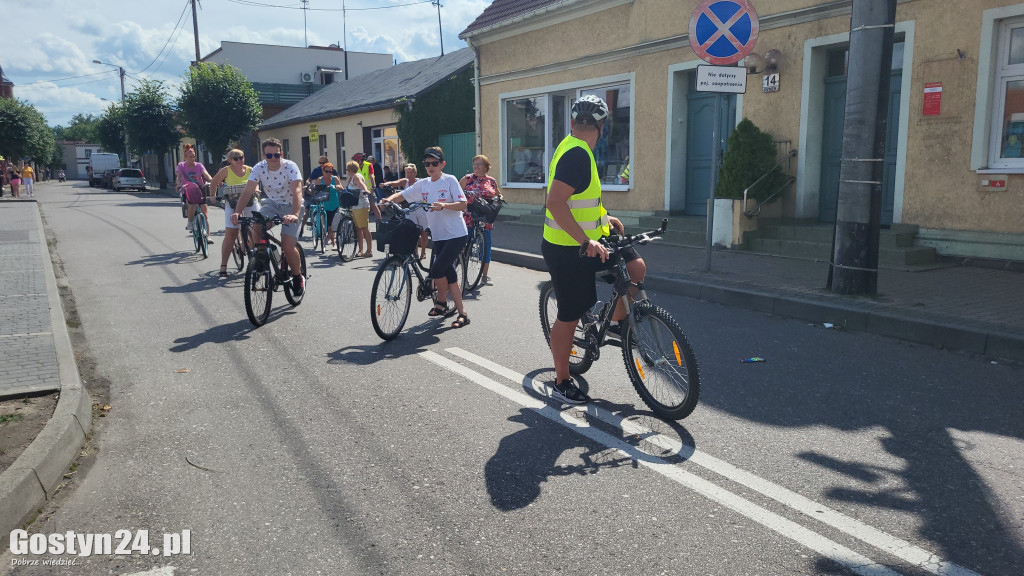 Wakacyjny rodzinny rajd rowerowy z Piasków na Żgaliny