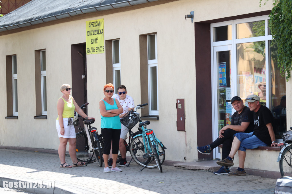 Wakacyjny rodzinny rajd rowerowy z Piasków na Żgaliny