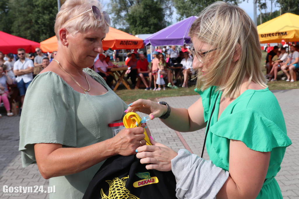 Piknik charytatywny w Dzięczynie