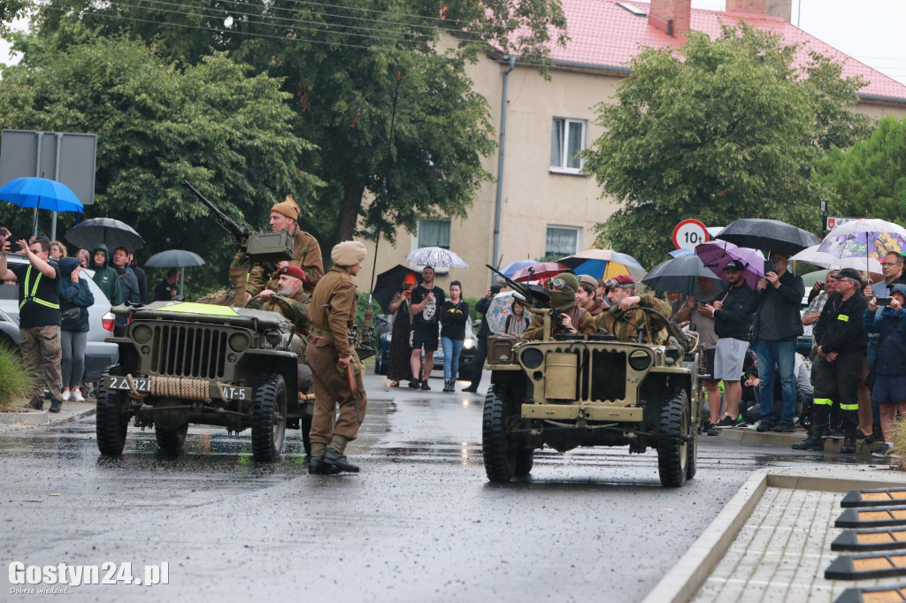 Drugi dzień Operacji Poniec i widowisko historyczne West 1944 za linią wroga