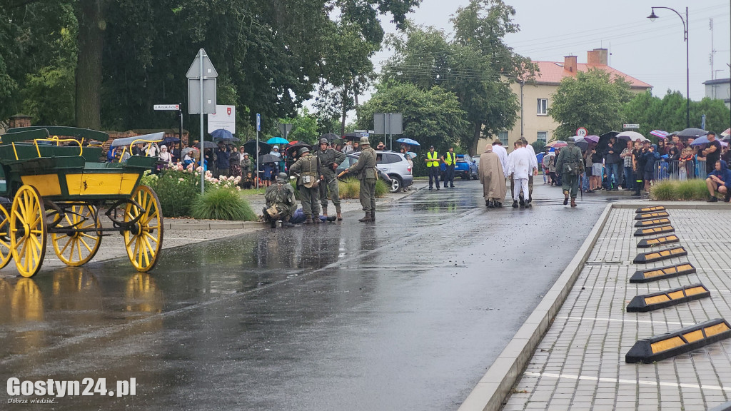Drugi dzień Operacji Poniec i widowisko historyczne West 1944 za linią wroga