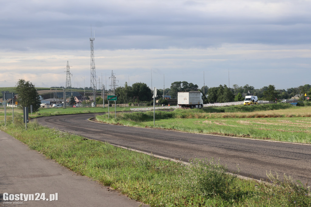 Prace drogowe na trasie Gostyń-Teniecznica