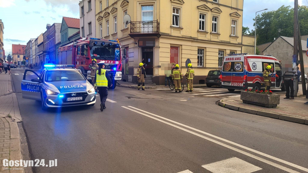 Zderzenie osobówek w centrum Krobi