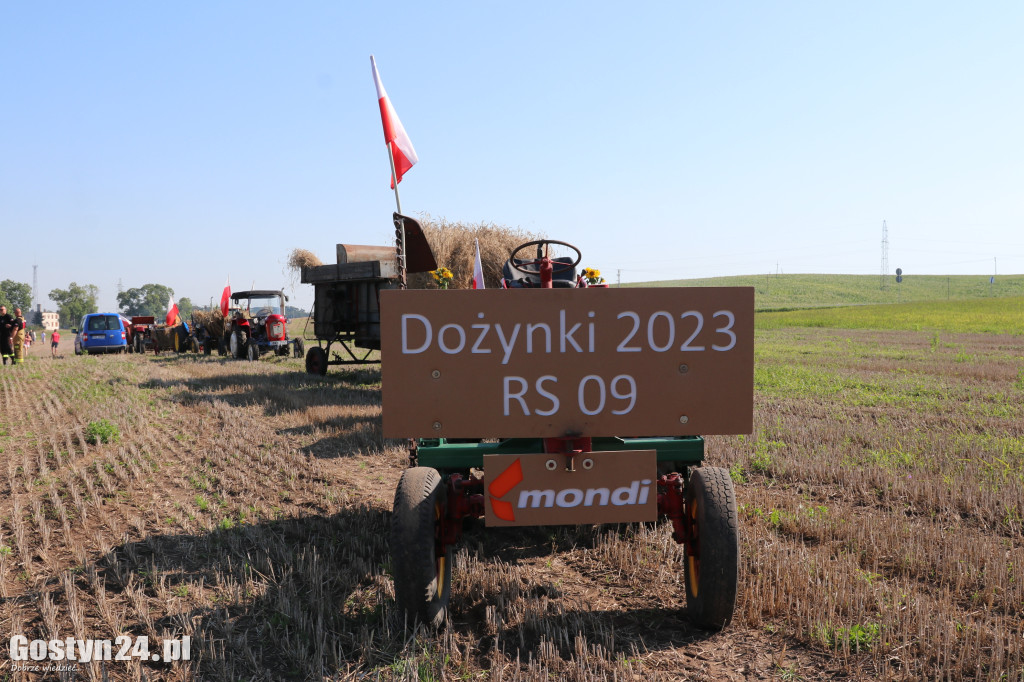 Parada zabytkowych pojazdów z Grabonoga na Świętą Górę