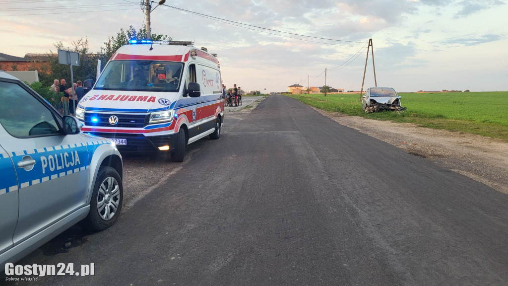 Kompletnie pijany kierowca uderzył w figurę