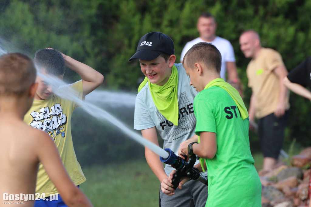 Noc w Szwajcarii Godurowskiej, czyli biwak młodych strażaków